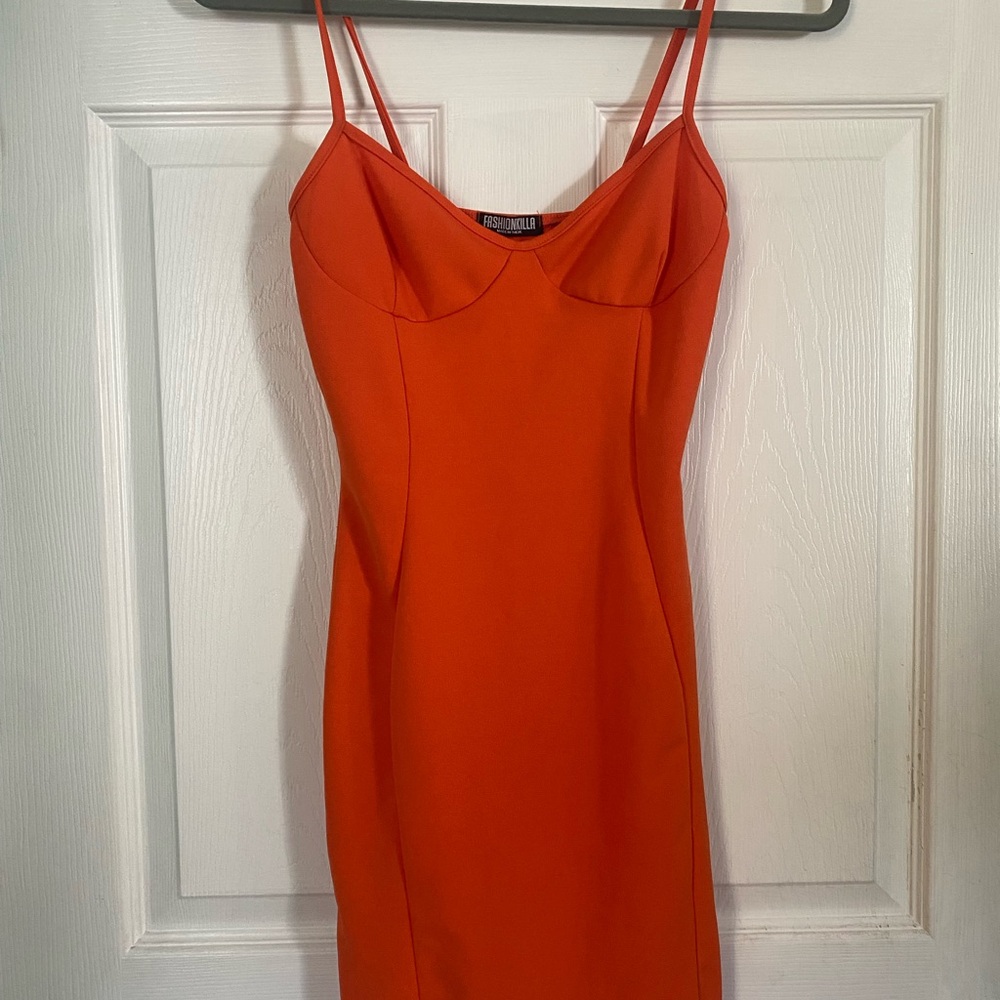 Fashionkilla Elegant Orange Spaghetti Strap Dress